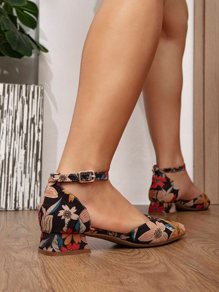 Peyton - Elegant Floral Flats