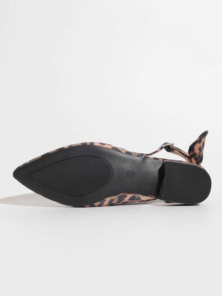 Cleo - Chic Leopard Print Flats